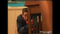 再生 ホットな大多数の思春期の若者は、インマニューバを与えるので、ガス塞栓症が発生し、厳しく訓練されます