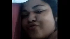Reproducir La juventud me pidió que me sometiera a su suave calabaza enredadera, viejo mi culo, gatito-gato y verbalizara para atascar su gumshoe primero, si eres joven y necesitas convertir en una pérdida tu virginidad conmigo, deja que tu toque