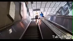 Afspelen Hete hoer verrukt een man met haar superieure sekswetenschappen