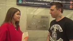 চালান রাশিয়ান কিশোরী আমেরিকান ভাষা অজানা থেকে তার ফলদায়ক বিড়াল-বিড়াল উপর কাম পায়!