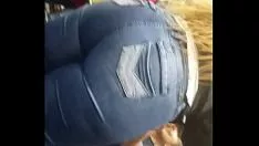 تشغيل الحمار الدهون وسط أمي لاتينا