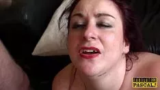 تشغيل Red-header المملكة المتحدة الفرعية تحصل مارس الجنس في bdsm