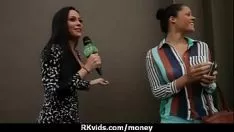 Play Porno molding adolescent for money 19