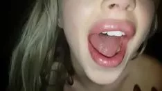 चलाएँ सुनहरे बालों वाली , गड़बड़ गंभीर रूप से पर outflankcamhottiescom