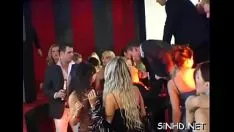 Redare Din aliaj pe bază de cupru, sălbăticia sexuală