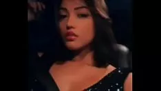 चलाएँ Karlyane menezes caiu na net wire