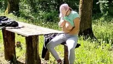 Reproduzir Alguém está disfarçado trabalhando em mim, feitiço, estou me apresentando na floresta