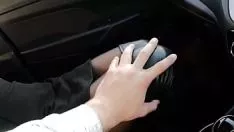 Reproduzir Resfriado comum corajoso deseja sexo no carro