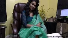 Jouer Instructeur de sexe hindi donne un joi indien