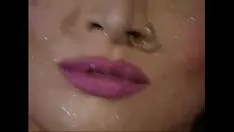 চালান আউটফ্ল্যাঙ্ক গরম মুজরা