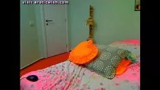 Oynat Precious missy orifis oyuncağı ile kıçını sikikleri