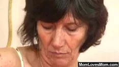 Riproduci Mogli non professioniste dai capelli lisci numero 1 tribade dell'orologio