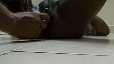 Play Promenadeu aunt kitty-cat and ass shave.mov