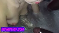चलाएँ मेरी गोरी लड़की को सक्शन ब्लैककॉक मिलता है