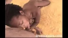 চালান অস্বাভাবিক অ-পেশাদার পর্নো