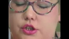 Afspelen Omaknoop wordt korrelig