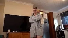 Odtwórz Mamuśka uwodzi analnie w pov, kiedy przyłapuje pasierba na szarpaniu