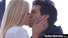 Odtwórz Familybangs.com - nauczycielka pumy wyruchana przez zbuntowanego ucznia, India Summers, małymi rączkami