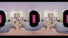播放 在现实世界中与 hadriana chechik 纯一对一！
