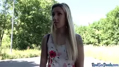 Abspielen Public Babe intime POV Outdoor Fuck für Bargeld