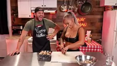 Oynat Nathan Bronson ve Hayley Davies: Pornstar Insights ve Hot Action